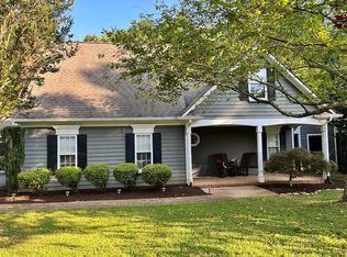 308 Starcrest Rd, Charlottesville, VA 22902