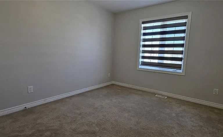 33 Freer Dr — Photo 14