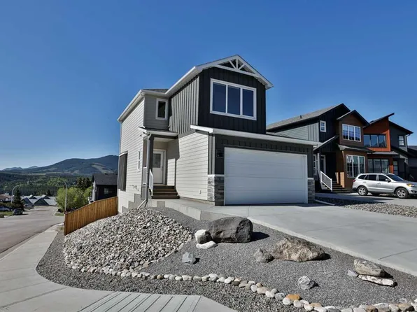 8618 E 25th Ave, Coleman, AB T0K 0C0