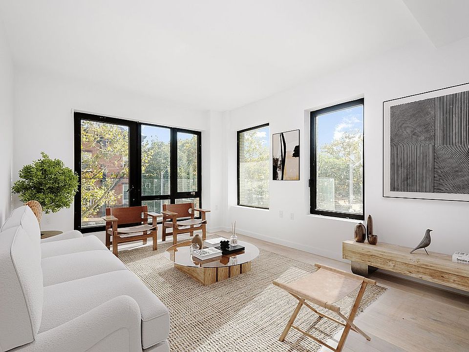 1st image of 435 Tompkins Ave #309