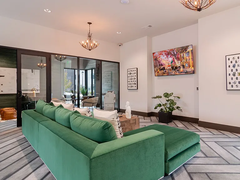 Treesort Luxury Living — Photo 25