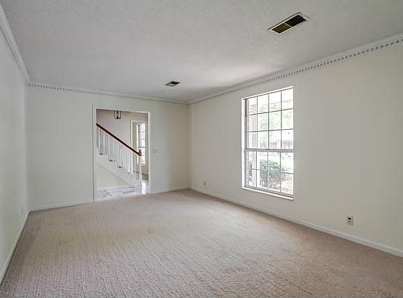 5th image of 316 Clearlake Dr W