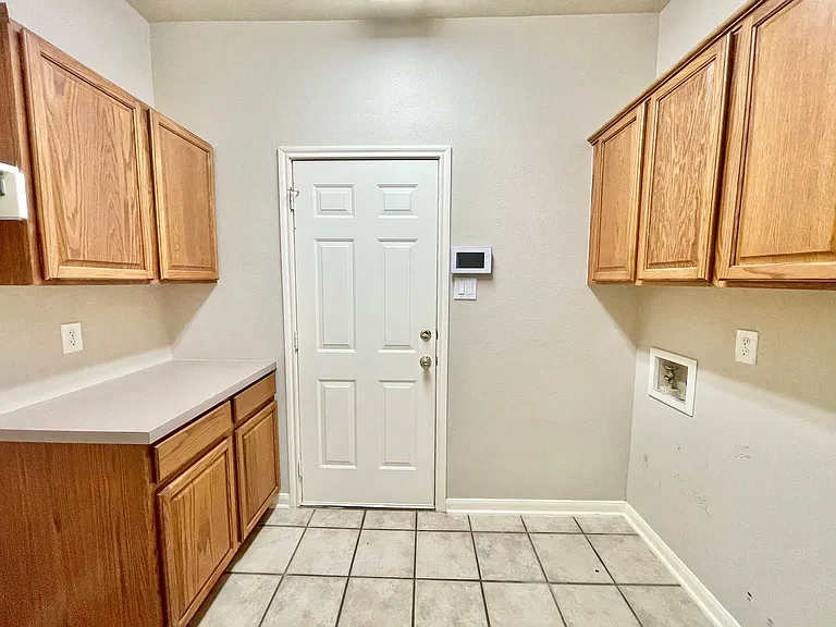 707 Belmark Ct — Photo 25