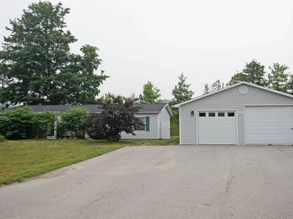 1617 Compton Ct, Grawn, MI 49637