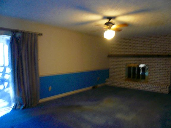 5th image of 4638 Cobblestone Cir #7
