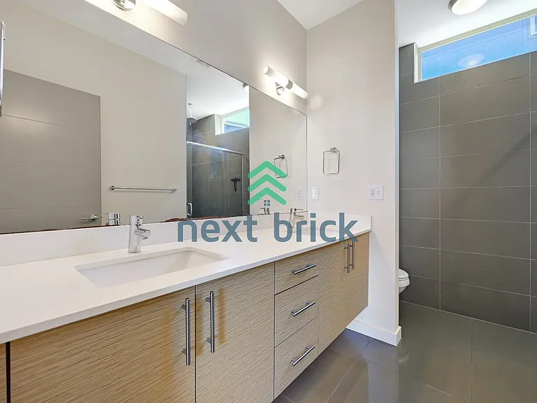 2119 E Terrace St — Photo 18