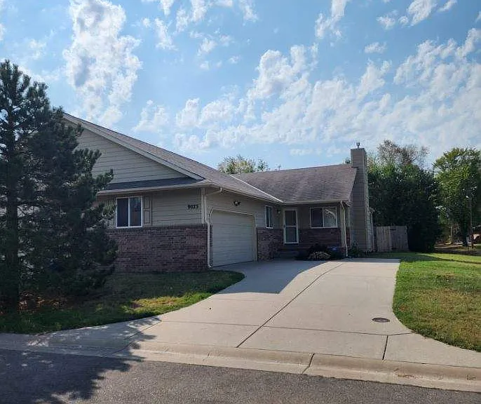 9023 W Delano Cir — Photo 1