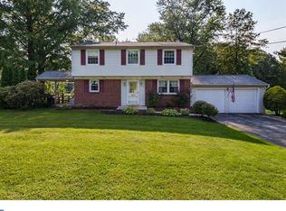 99 Glendale Rd, Exton, PA 19341