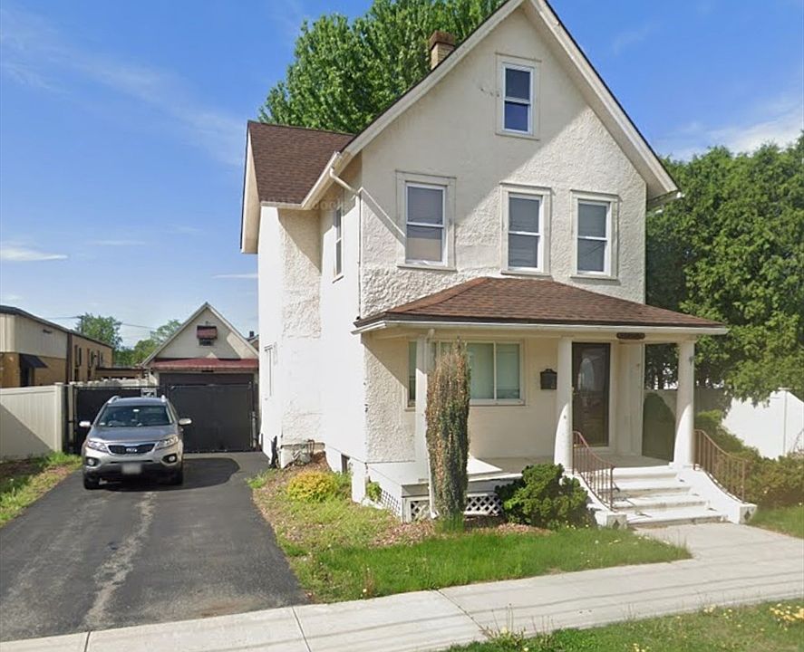 1st image of 122 Norman St