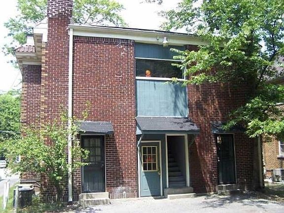 2nd image of 2367 Forest Ave #4