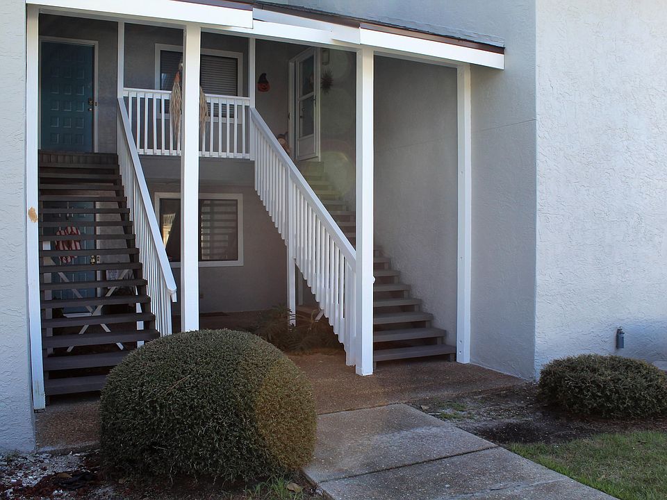 1st image of 8501 N Lagoon Dr Unit 303