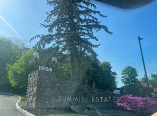 1004 Paradise Rd APT PHB, Swampscott, MA 01907