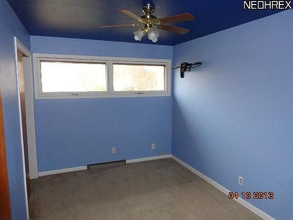 5th image of 1112 W 38th St