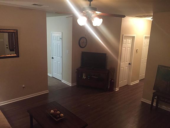 3rd image of 11409 Ashwood Ct
