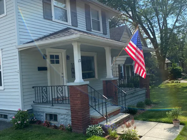 12 Owen Brown St, Hudson, OH 44236