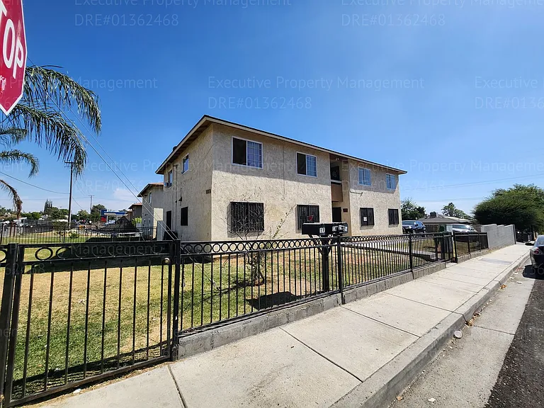 1303 Bernard St. — Photo 3