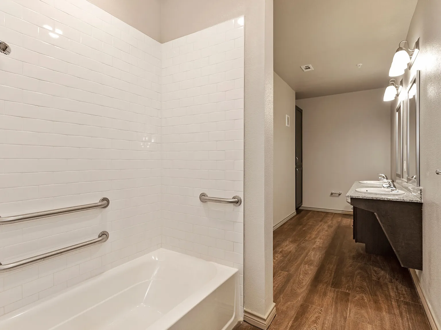 Kingsland Park 55+ — Photo 2