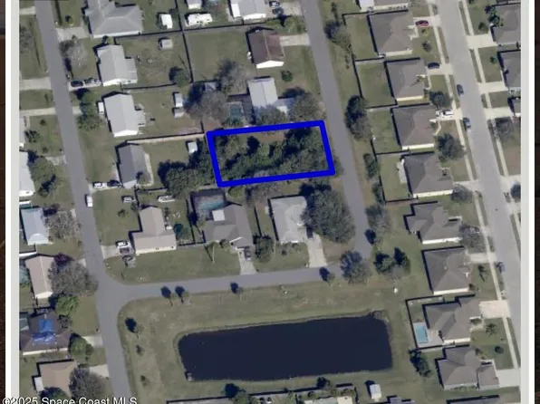 710 Baracoa Ave NE, Palm Bay, FL 32905