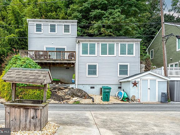 2nd image of 70 Boathouse Rd