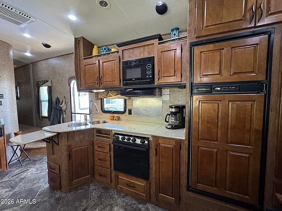 4th image of 106 E MESA Drive #748