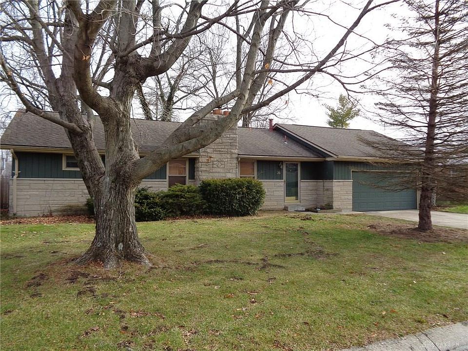 1st image of 26 Paula Dr