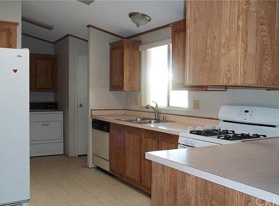 4th image of 1250 Kirby St #82