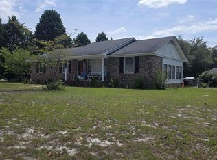 321 W Old Camden Rd, Hartsville, SC 29550