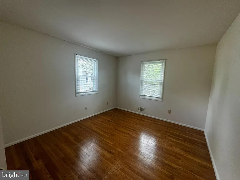 2508 Saint John Pl — Photo 25