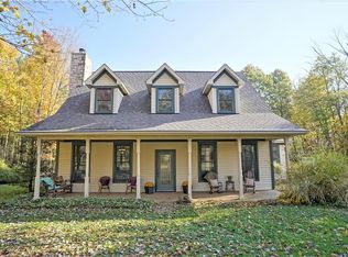 6777 Black Diamond Rd, North Lawrence, OH 44666