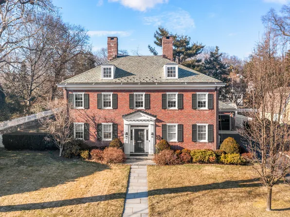 62 Chester Street, Stamford, CT 06905