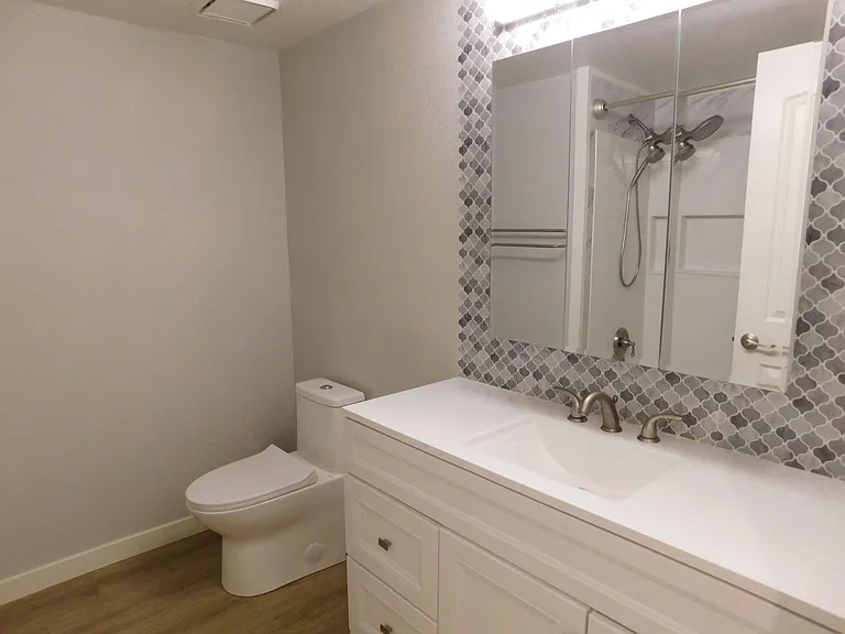 8301 Boseck Dr #115 — Photo 23
