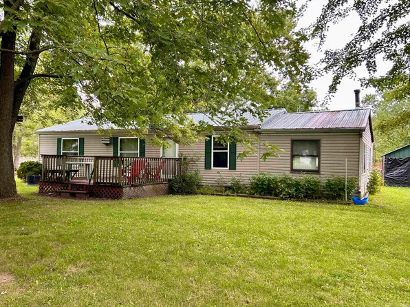 18184 Hartz Ln, Tippecanoe, IN 46570