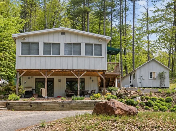 264 E Side Drive, Alton, NH 03810