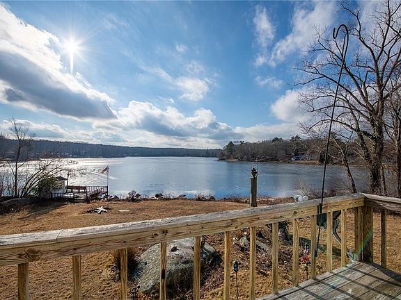 3rd image of 22 Cady Ln