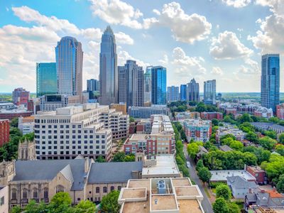 Skyhouse Uptown Apartment Rentals Charlotte Nc Zillow