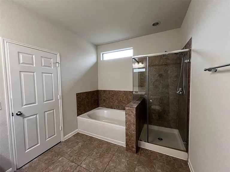 19403 Midnight Glen Dr — Photo 16