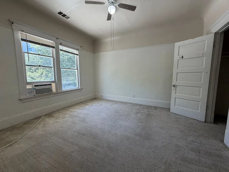 2017 Q St — Photo 12
