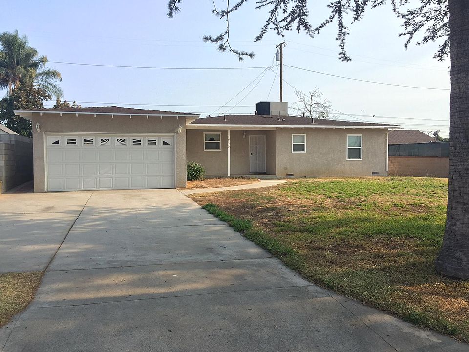 1st image of 16172 Blue Lagoon St