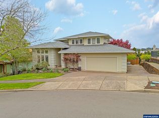 1828 NW 8th St, McMinnville, OR 97128