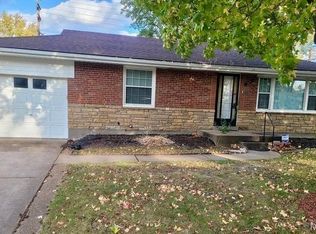 324 Gage Dr, Saint Louis, MO 63135