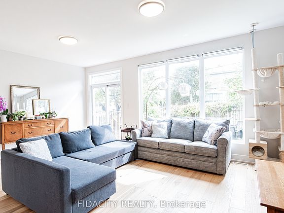 5th image of 1402 Mayview Ave
