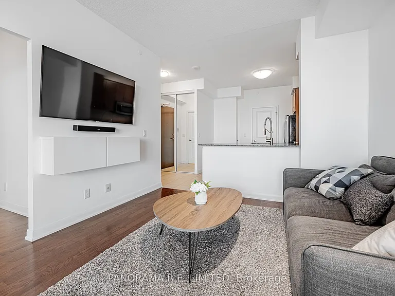 215 Sherway Gardens Rd #Penthouse 201 — Photo 2