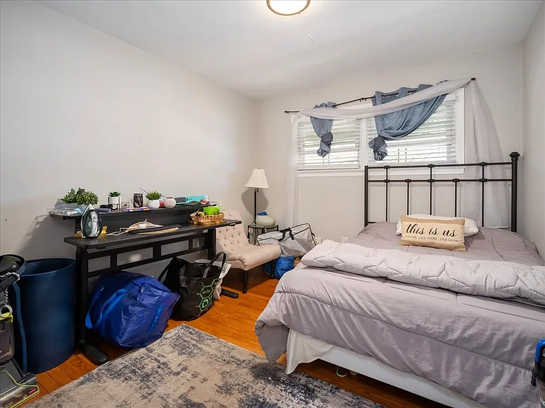 16 W Maltbie Ave — Photo 14