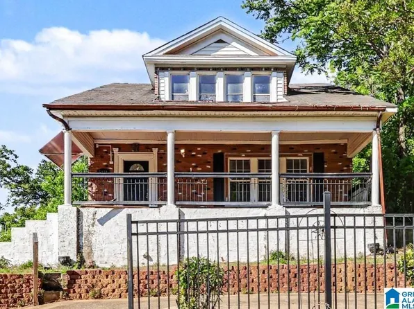 5131 Hillside Dr, Fairfield, AL 35064