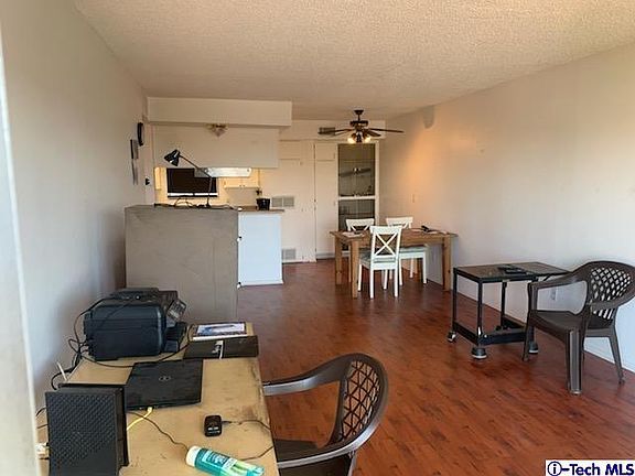 2nd image of 1517 E Garfield Ave APT 13