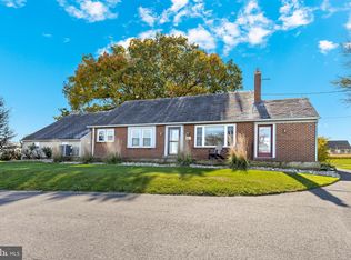 721 Kraybill Church Rd, Mount Joy, PA 17552