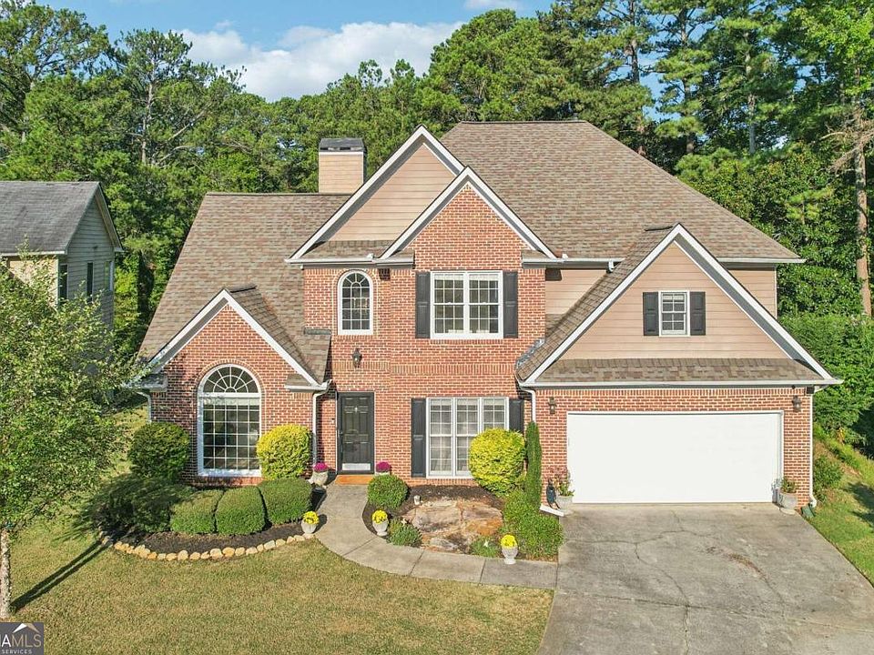 1st image of 3234 Vickery Dr NE