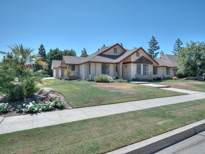 1259 E Kelso Ave, Fresno, CA, 93720