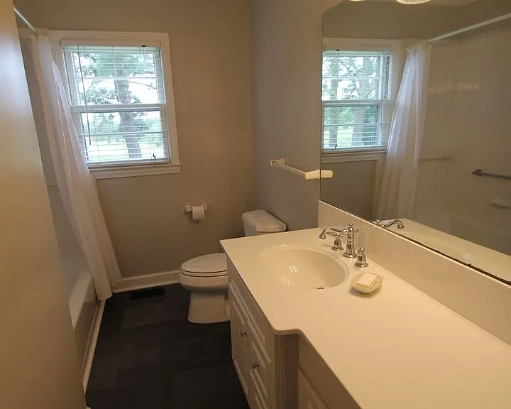 4828 Wh Borders Rd — Photo 10