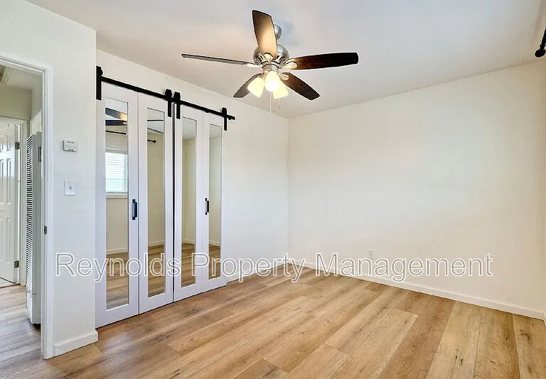 3341 Chamoune Ave — Photo 7